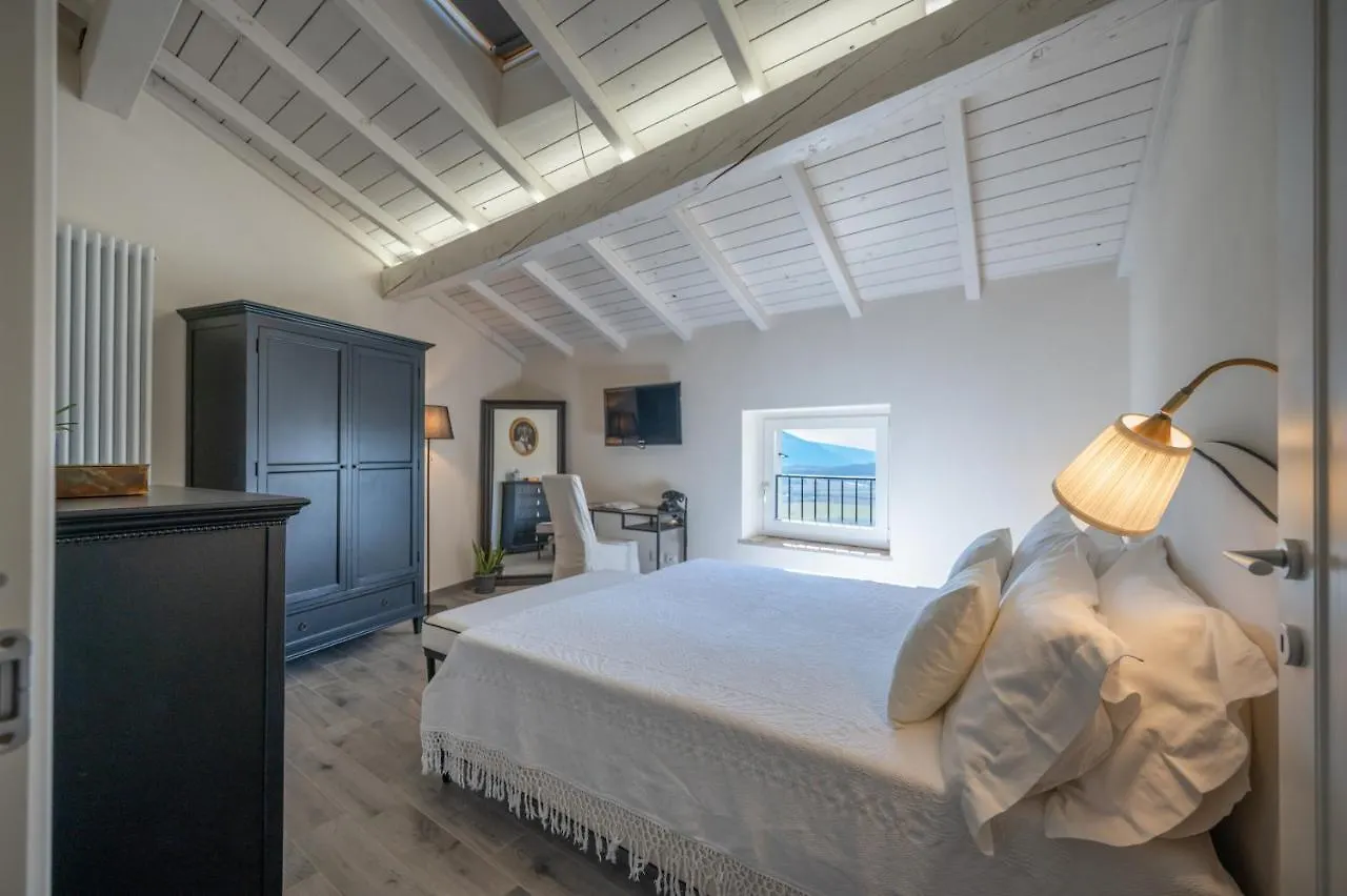 Agriturismo Maison 1933 Caprino Veronese Bed & Breakfast