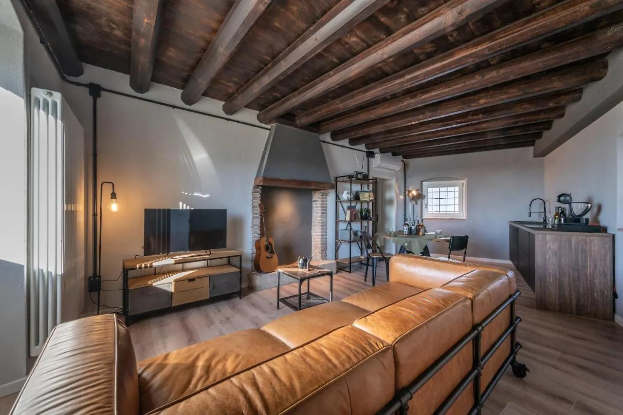 Agriturismo Maison 1933 Caprino Veronese