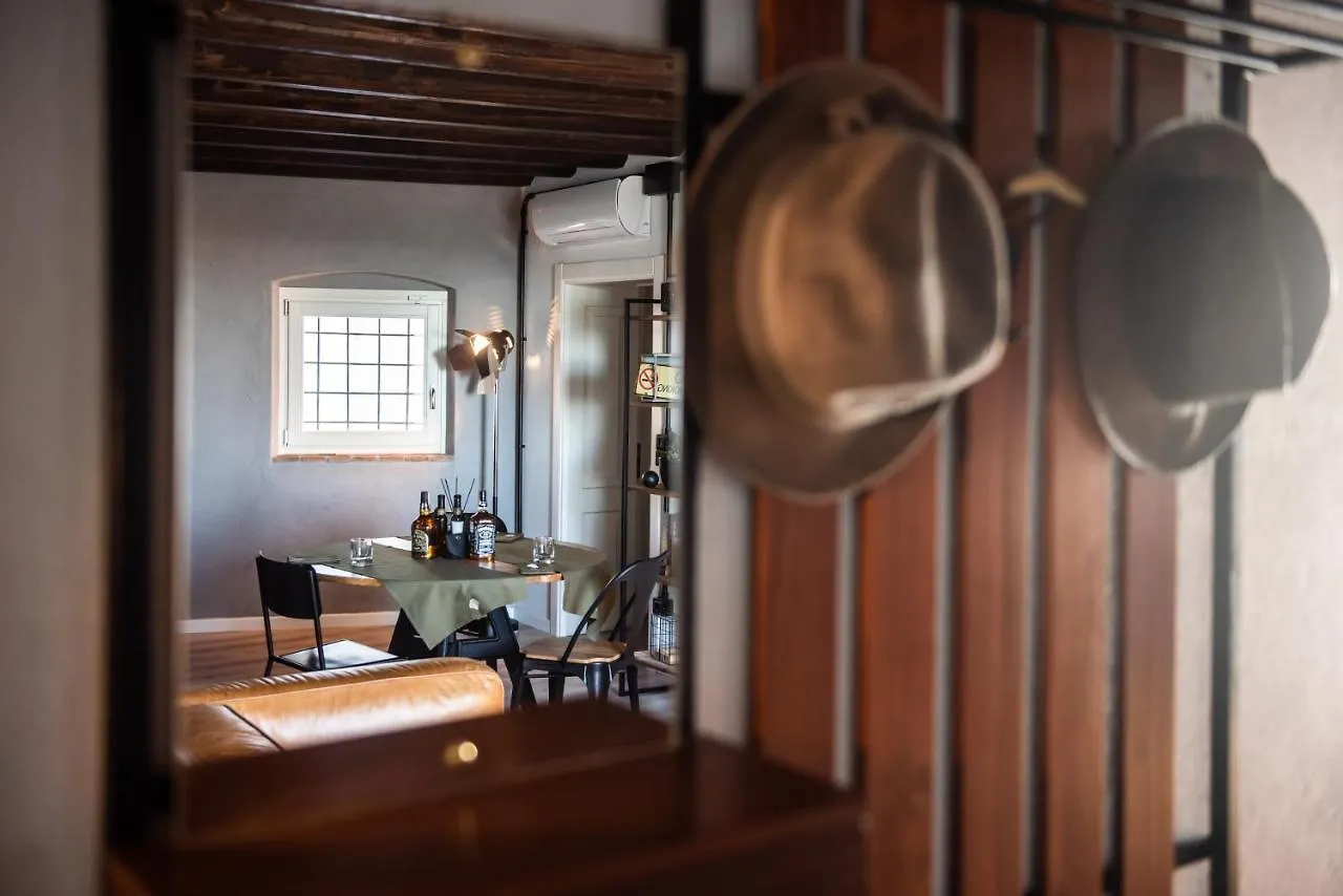 Bed & Breakfast Agriturismo Maison 1933 Caprino Veronese Italy
