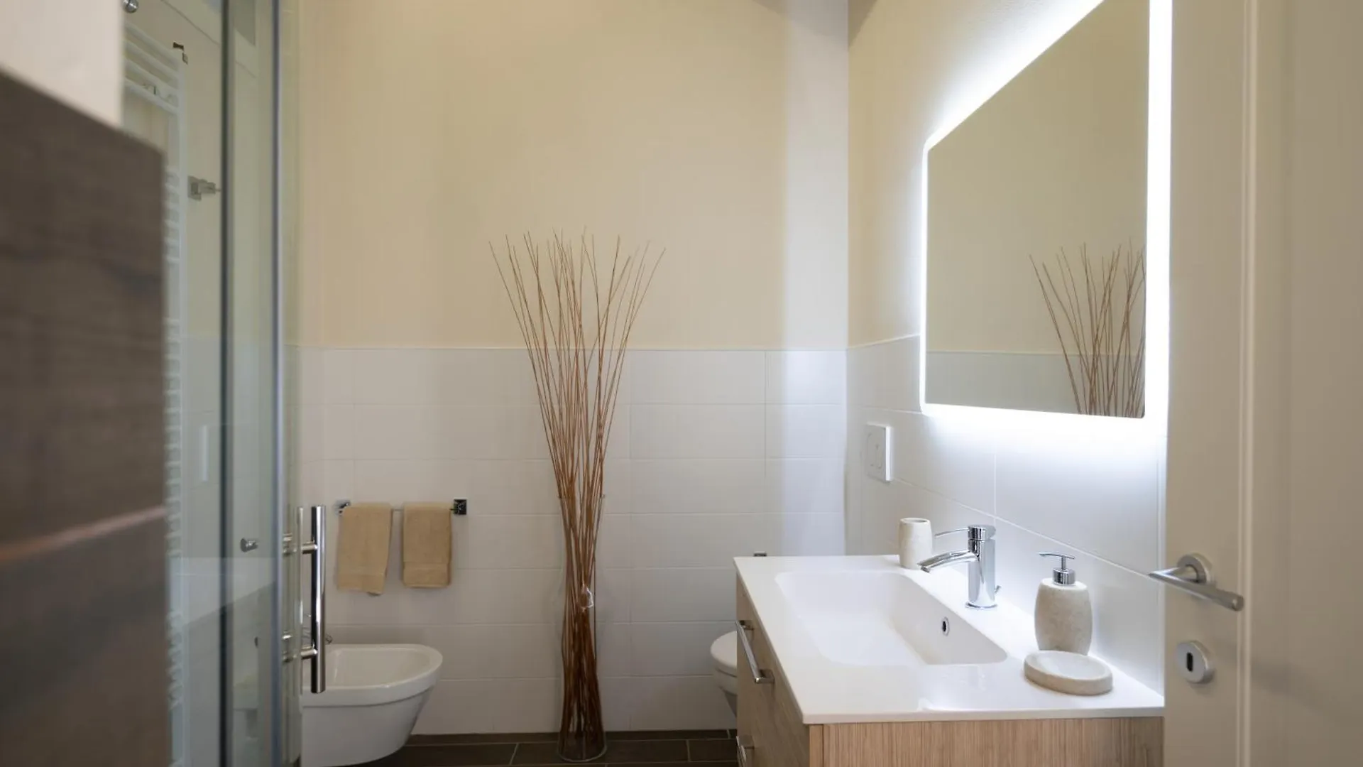 Agriturismo Maison 1933 Caprino Veronese Bed & Breakfast